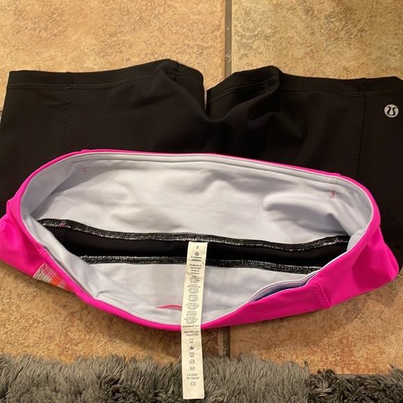 Lululemon Run Fast Track Shorts NWT - Picture 5 of 6